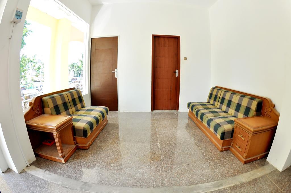 Hotel Ds Colive Peterongan Semarang Zewnętrze zdjęcie